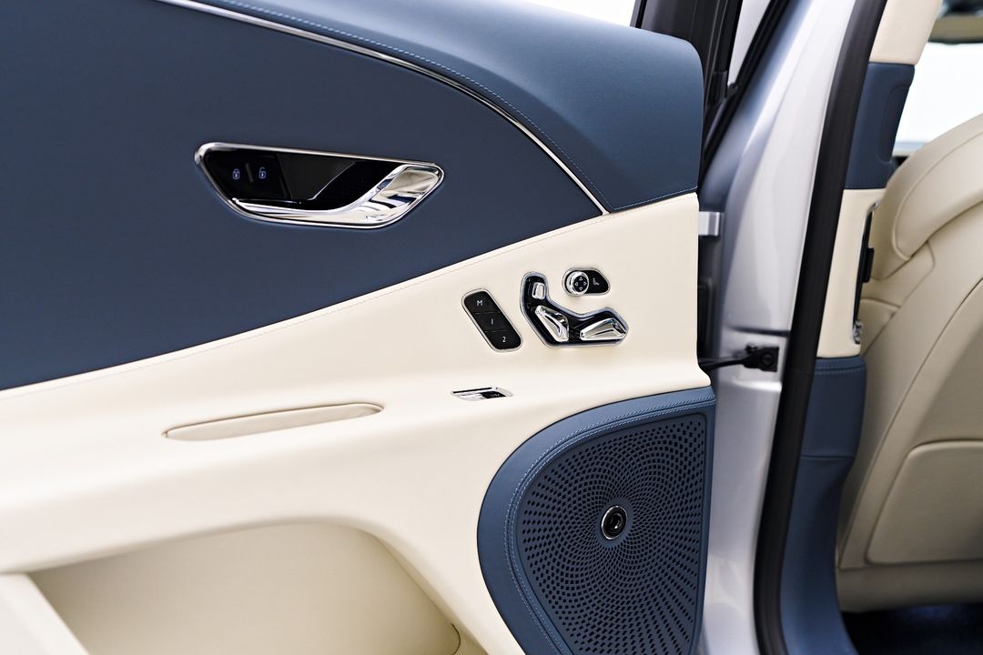 2023 Bentley Flying Spur Hybrid