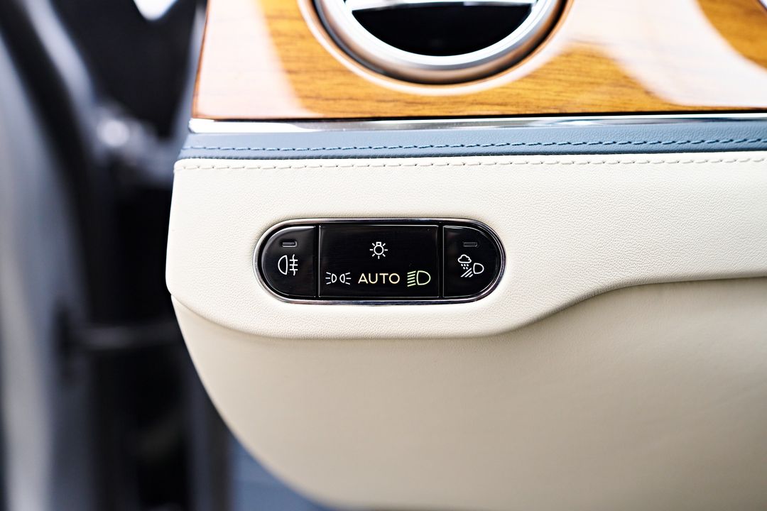 2023 Bentley Flying Spur Hybrid