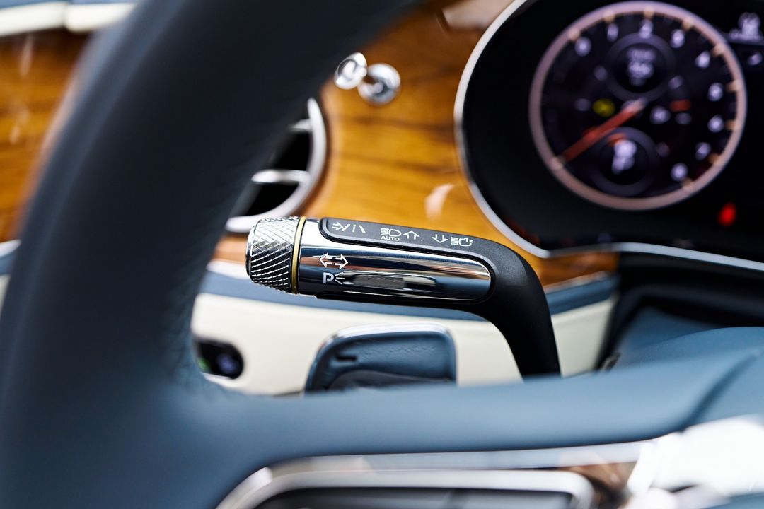 2023 Bentley Flying Spur Hybrid