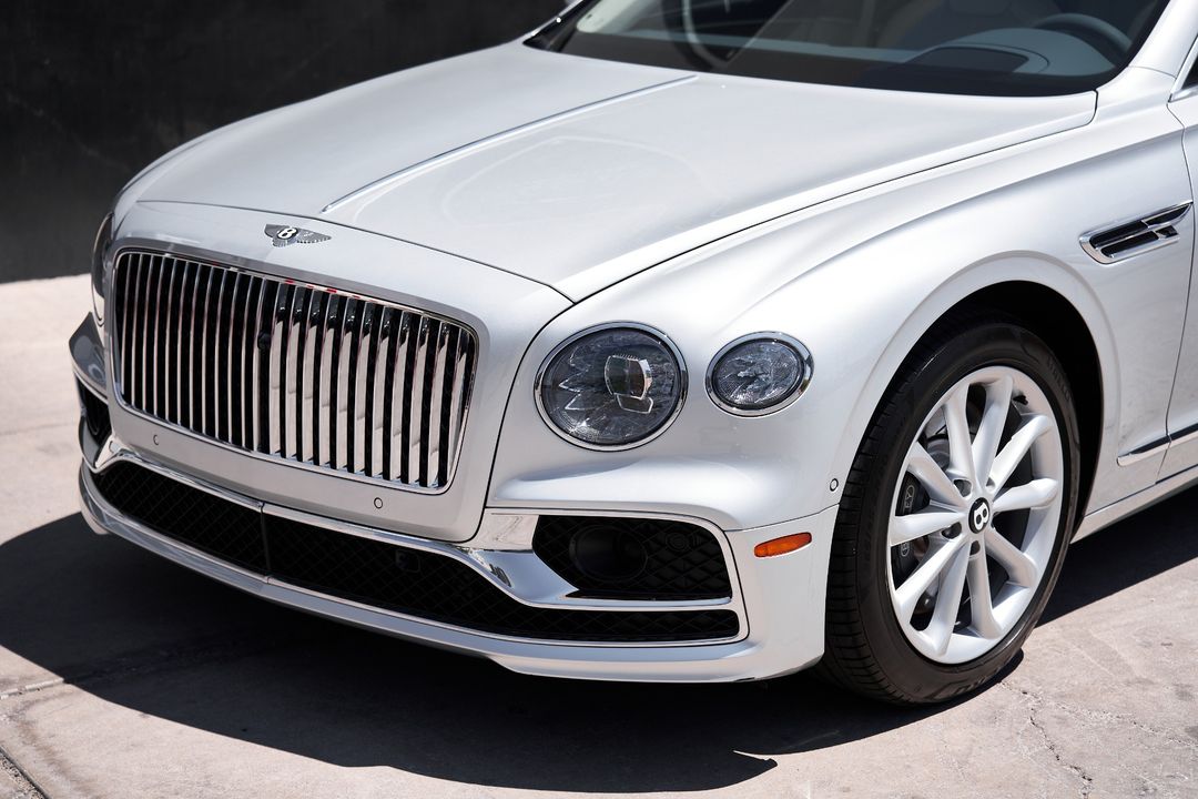 2023 Bentley Flying Spur Hybrid