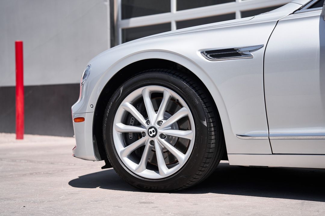 2023 Bentley Flying Spur Hybrid