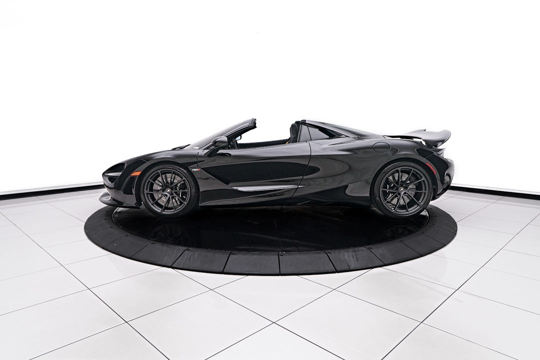 2025 McLaren 750S