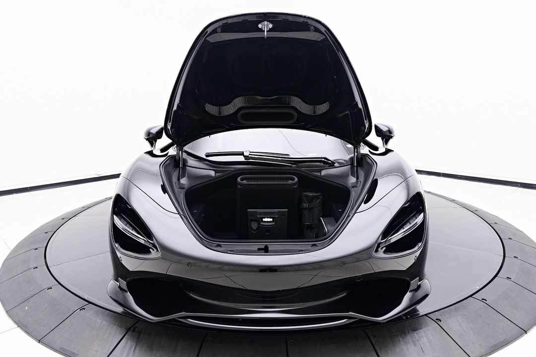 2025 McLaren 750S