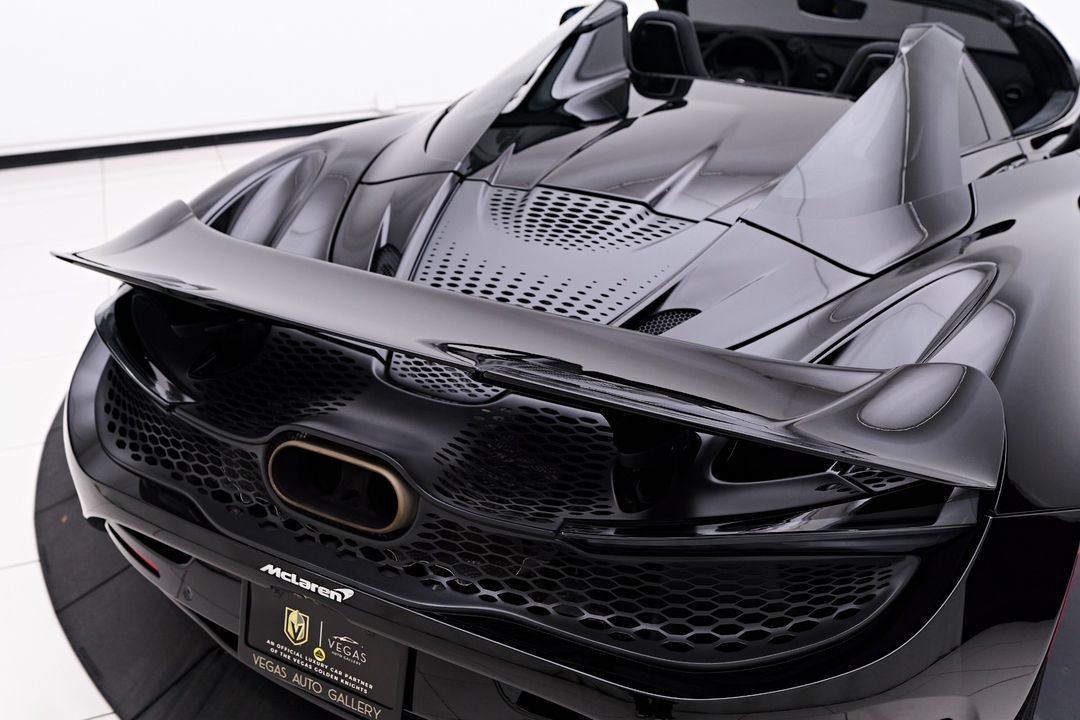 2025 McLaren 750S