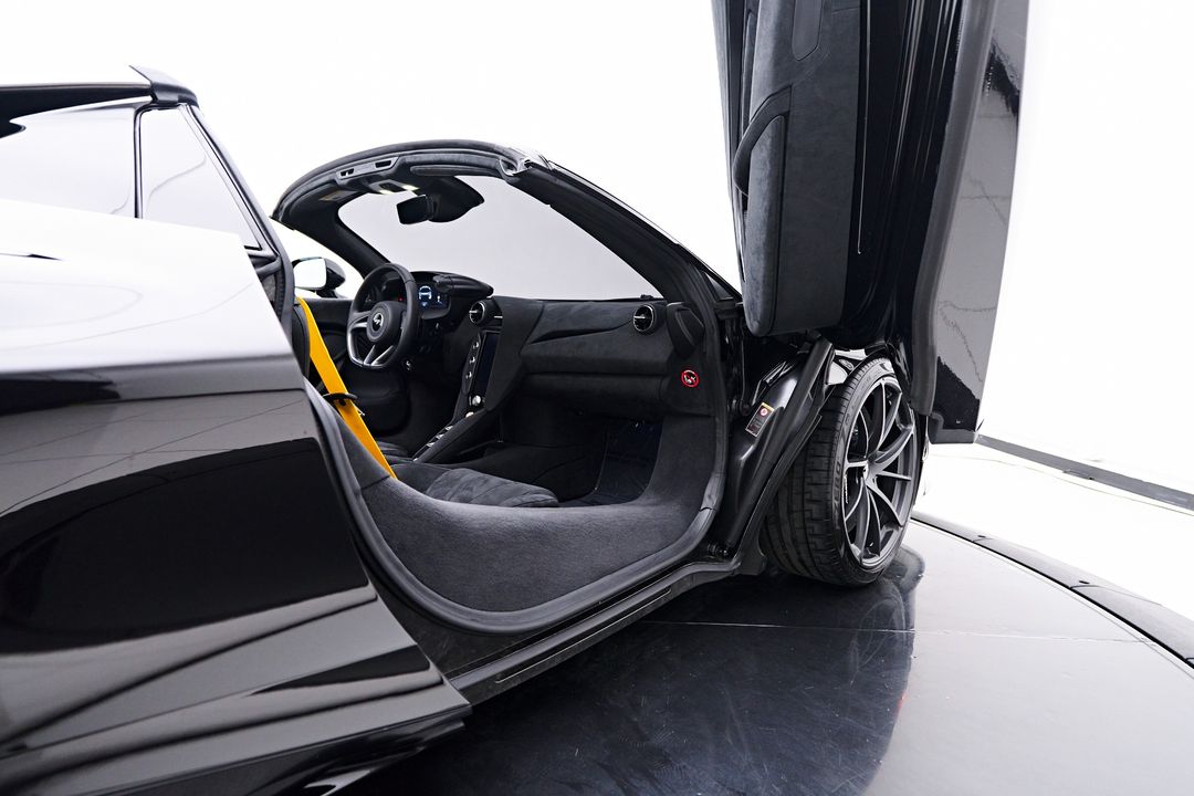 2025 McLaren 750S