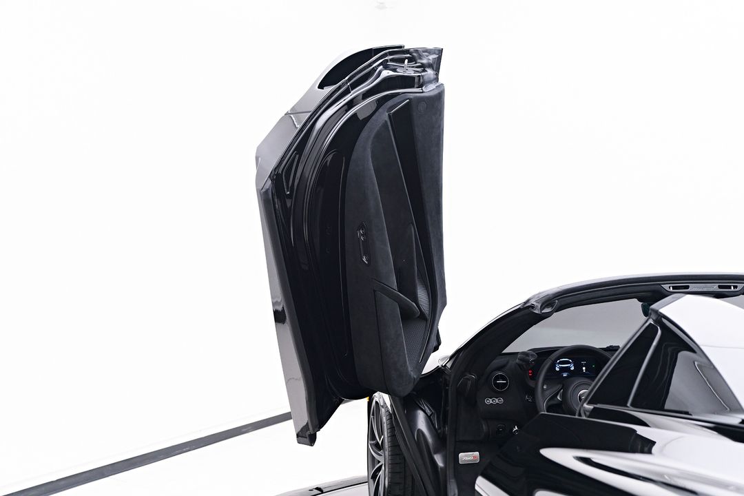 2025 McLaren 750S