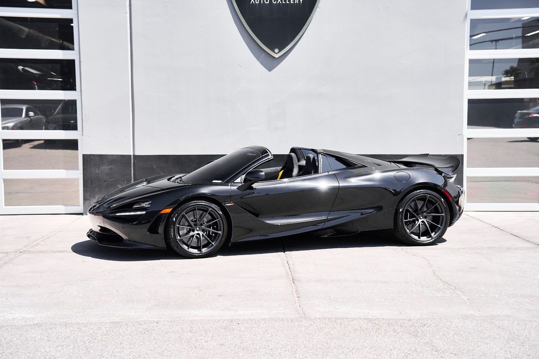 2025 McLaren 750S