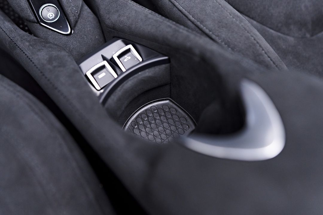 2025 McLaren 750S