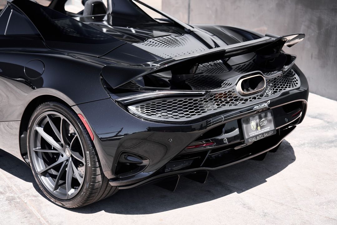 2025 McLaren 750S