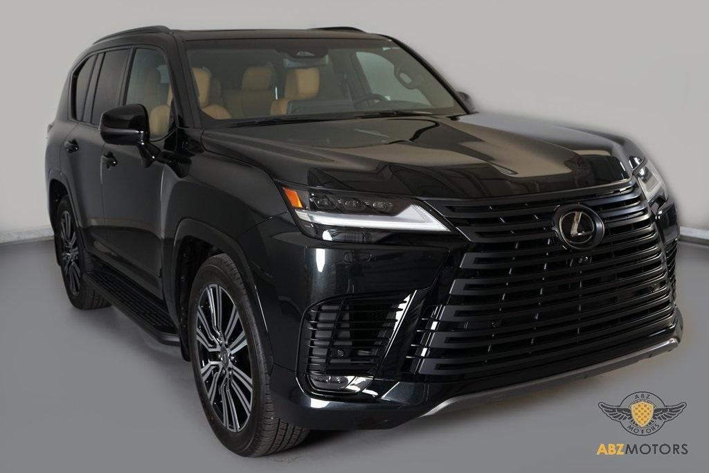 2025 Lexus LX 700H