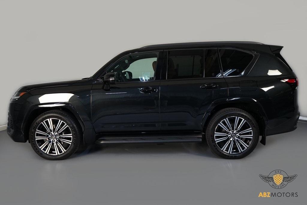 2025 Lexus LX 700H