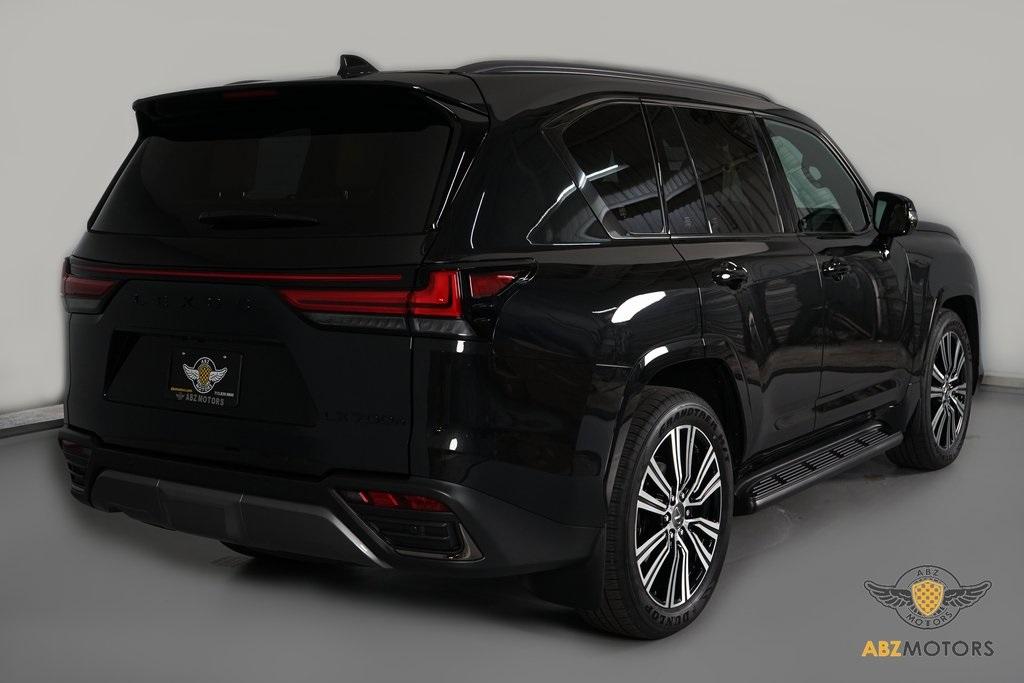 2025 Lexus LX 700H
