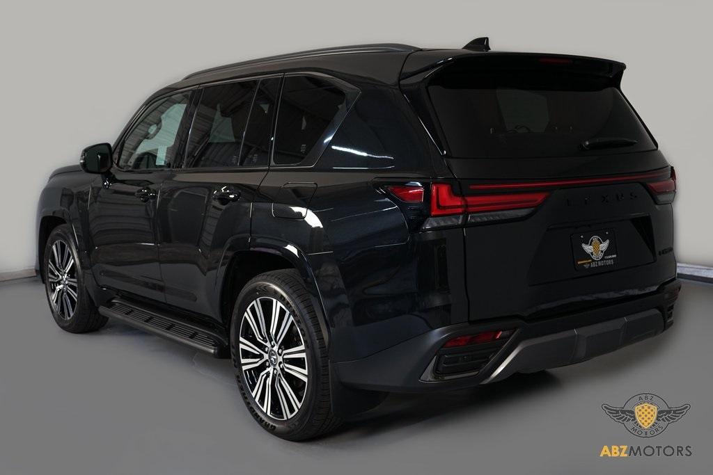 2025 Lexus LX 700H