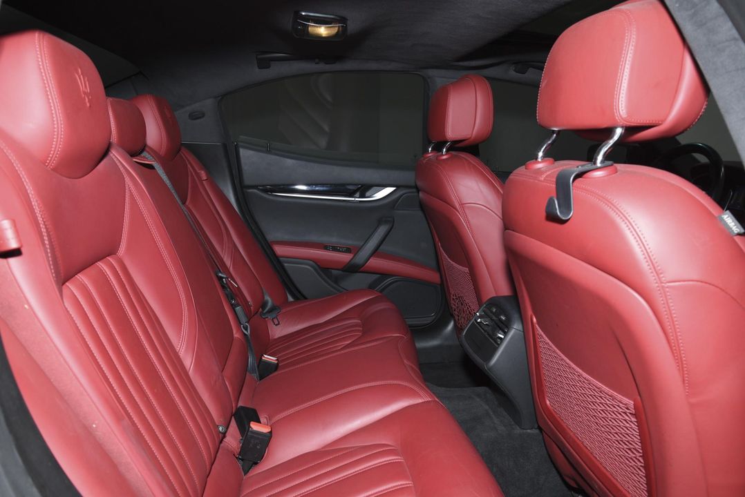 2016 Maserati Ghibli