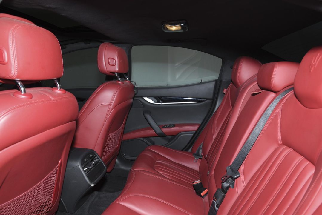 2016 Maserati Ghibli