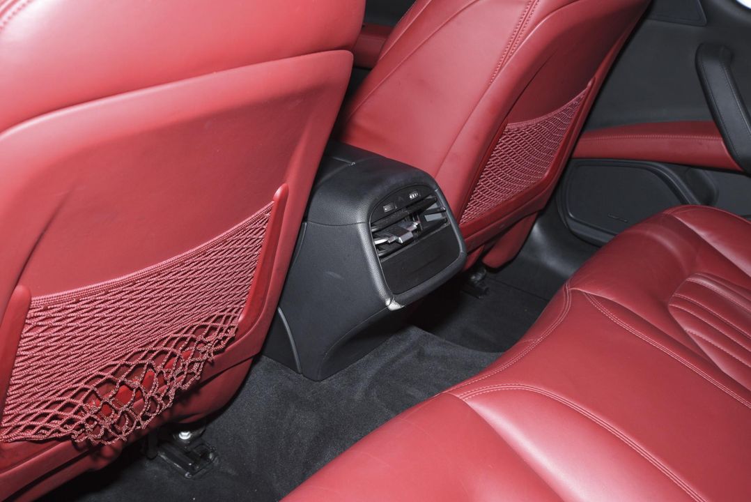 2016 Maserati Ghibli