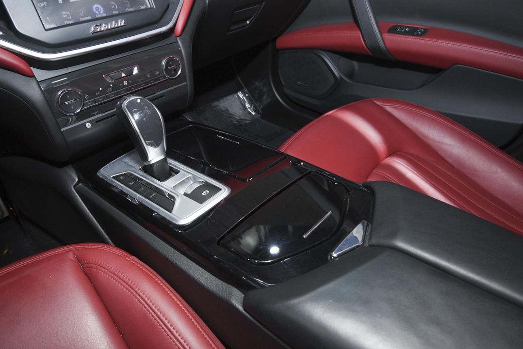 2016 Maserati Ghibli