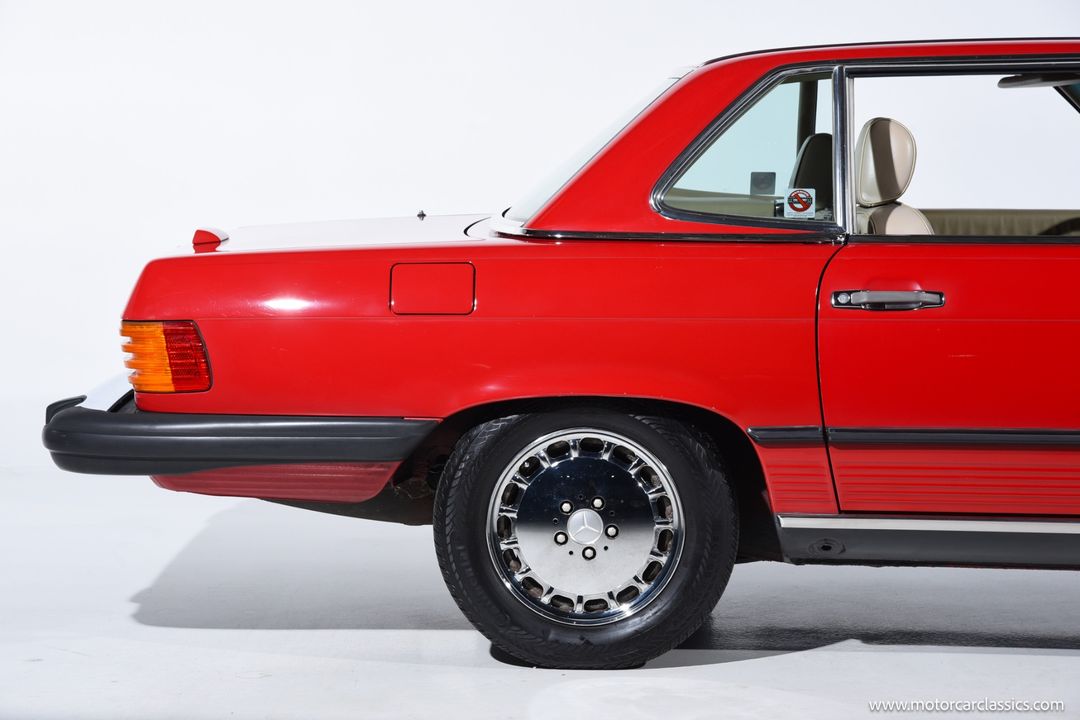1989 Mercedes-Benz 560-Class