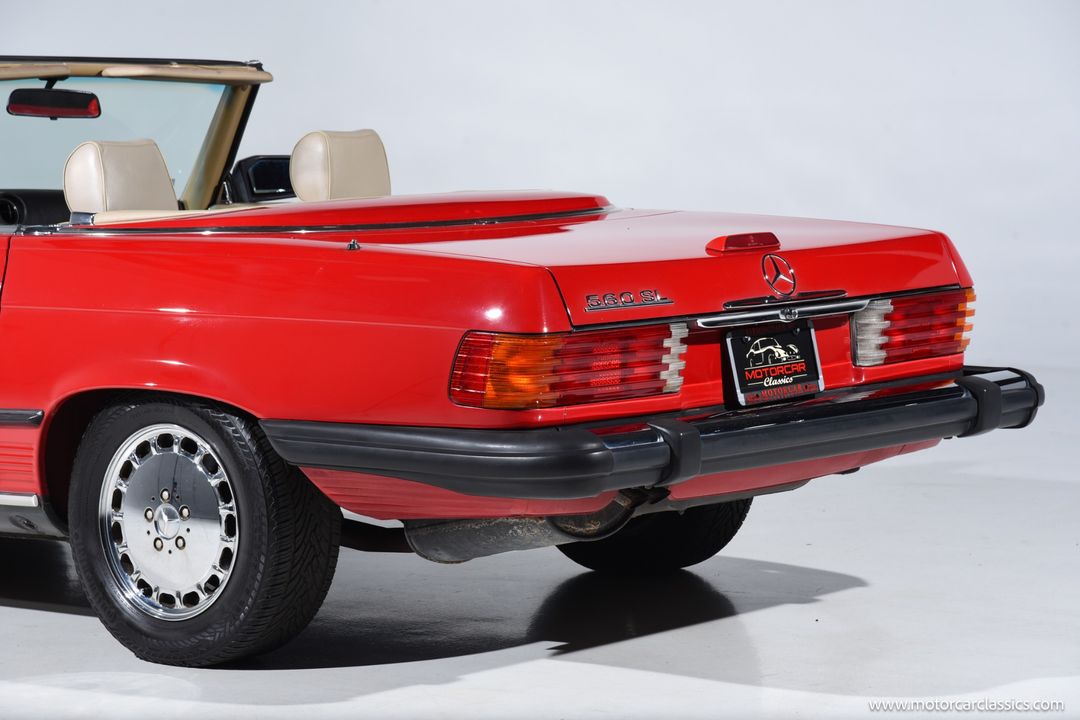 1989 Mercedes-Benz 560-Class