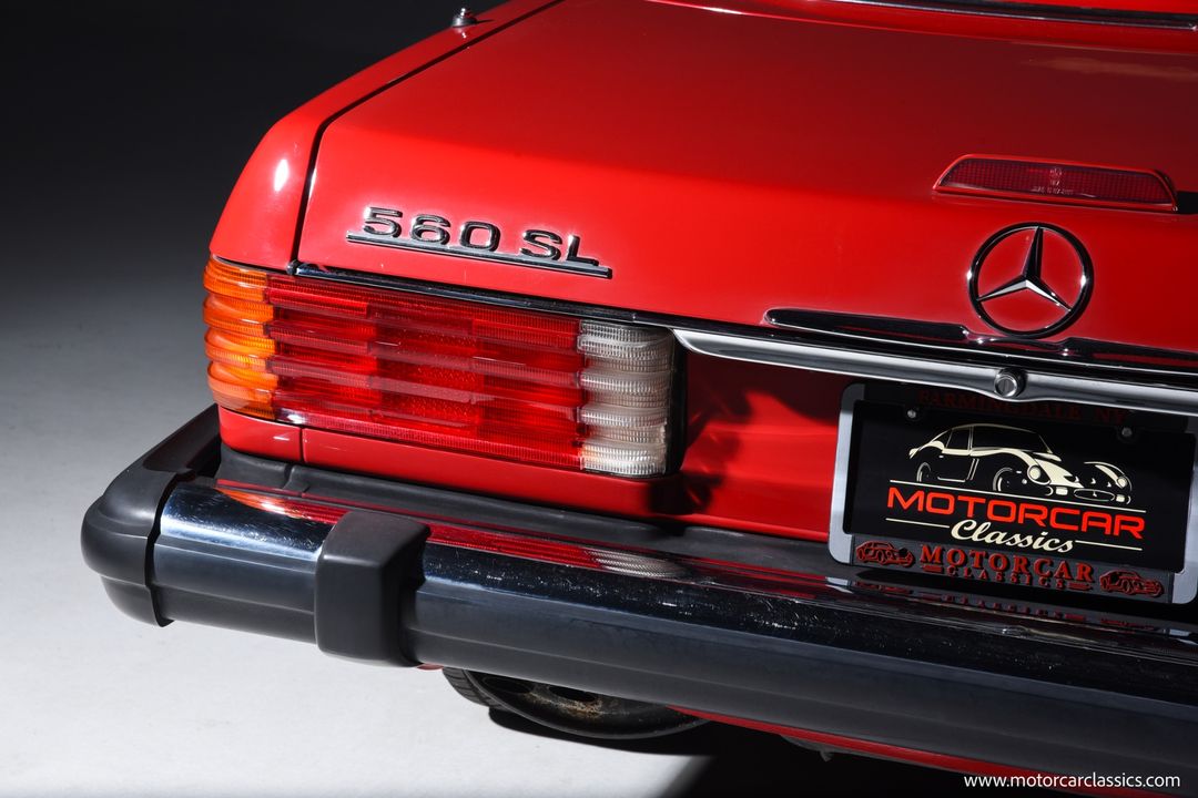 1989 Mercedes-Benz 560-Class