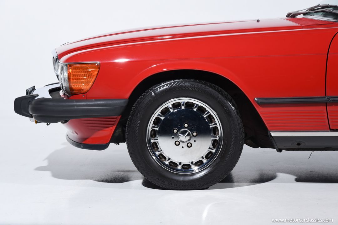 1989 Mercedes-Benz 560-Class