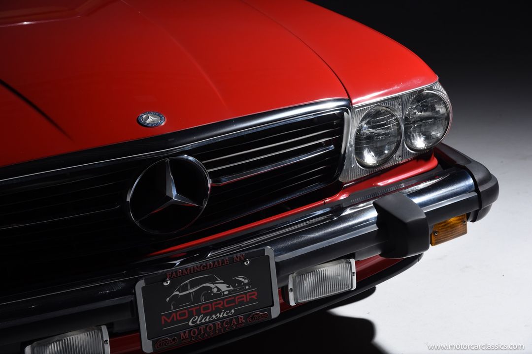 1989 Mercedes-Benz 560-Class