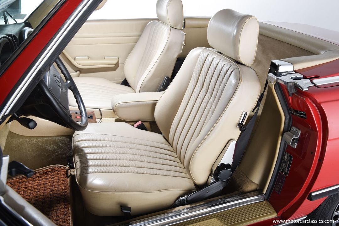 1989 Mercedes-Benz 560-Class