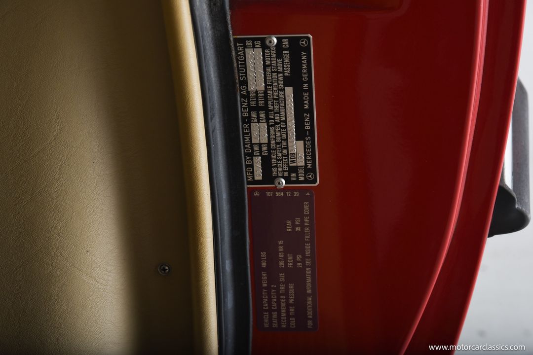 1989 Mercedes-Benz 560-Class