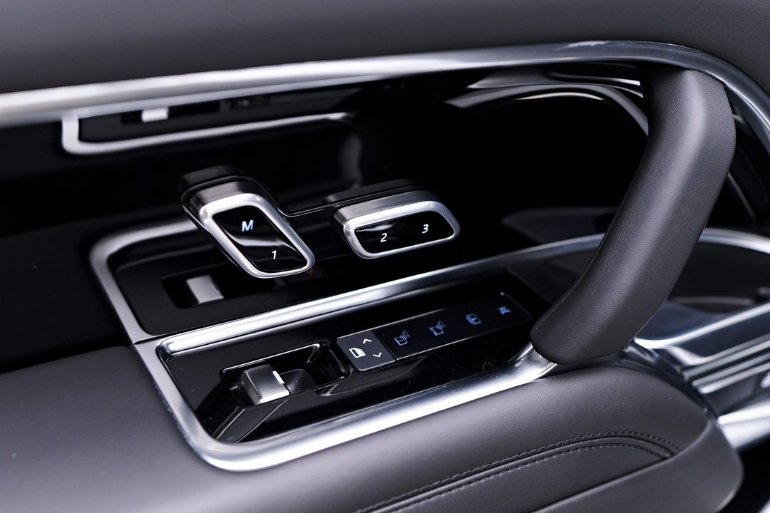 2025 Land Rover Range Rover