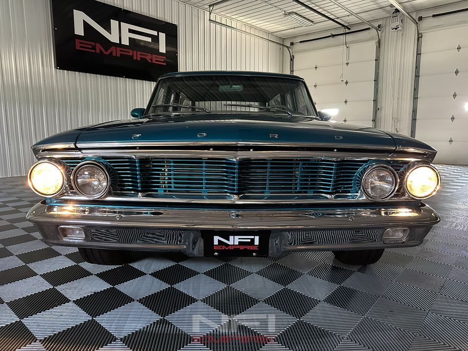 1964 FORD Country Squire