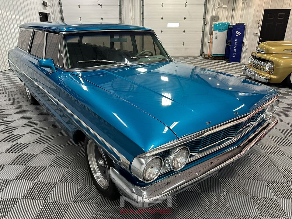 1964 FORD Country Squire