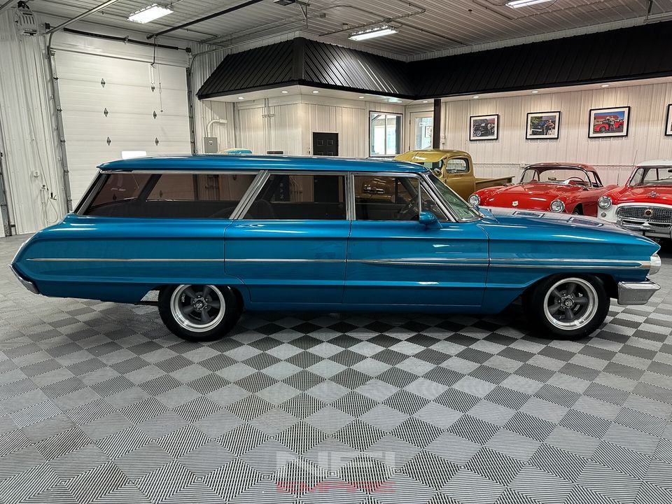1964 FORD Country Squire