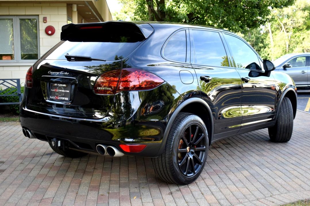 2014 Porsche Cayenne Turbo