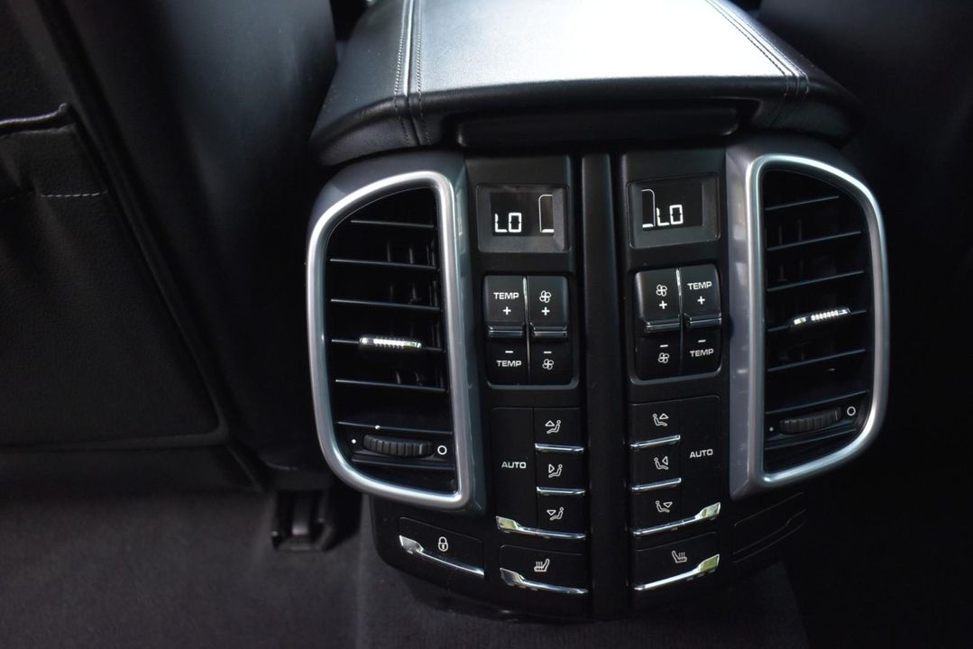2014 Porsche Cayenne Turbo