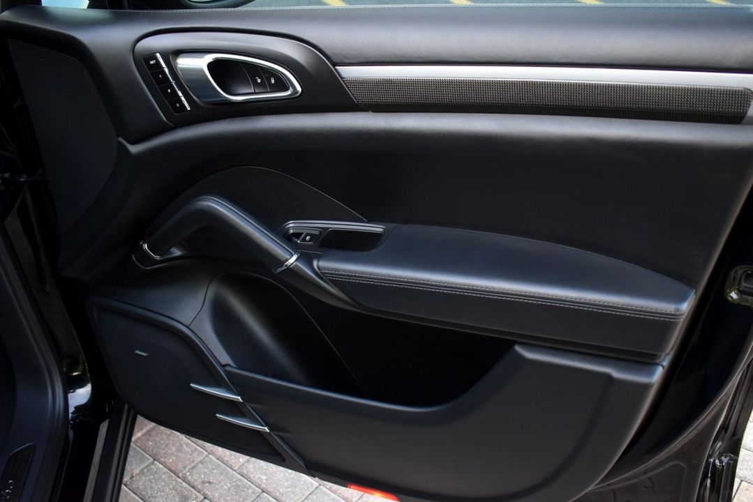 2014 Porsche Cayenne Turbo
