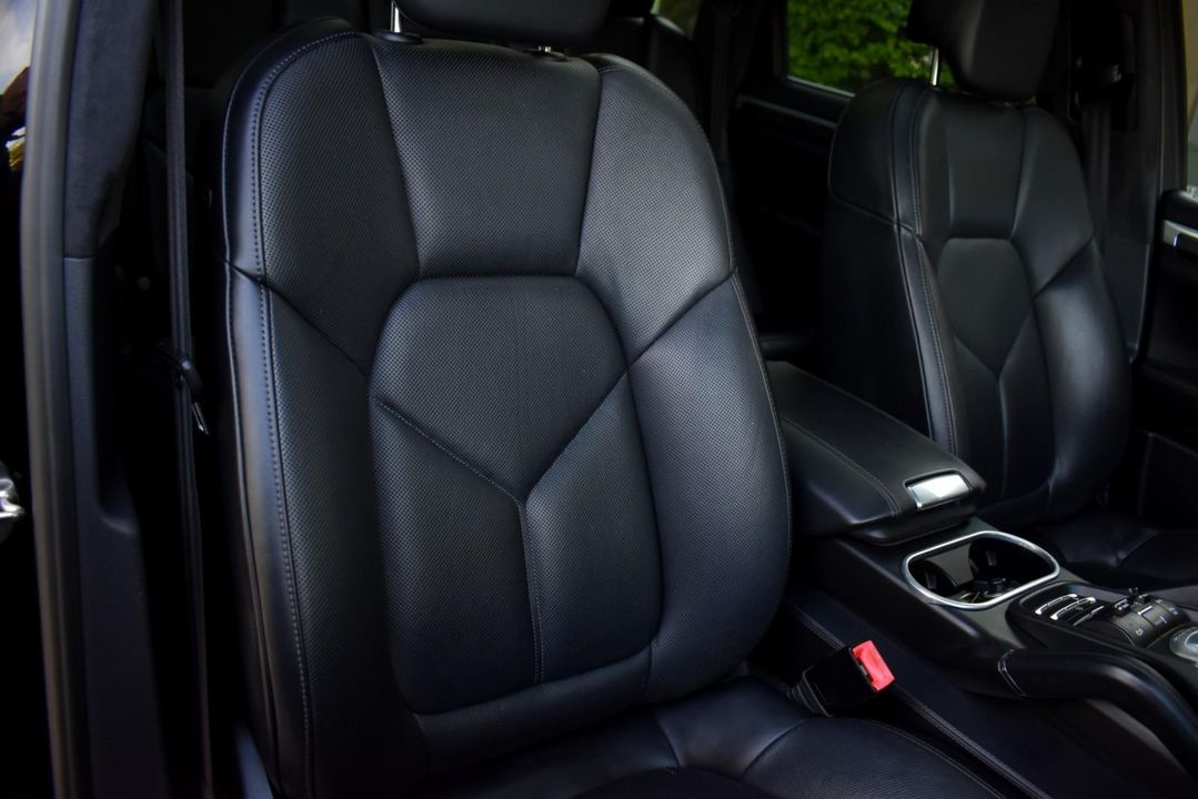 2014 Porsche Cayenne Turbo
