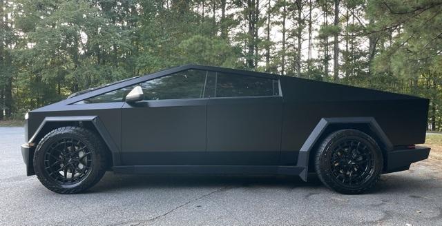 2024 Tesla Cybertruck