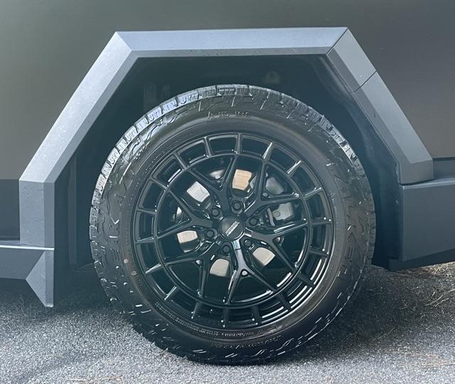 2024 Tesla Cybertruck