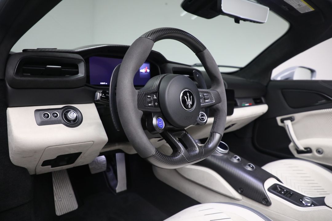 2023 Maserati MC20