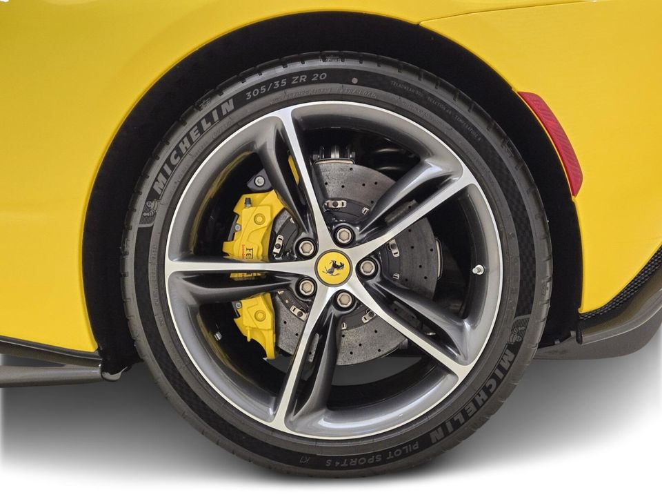 2023 Ferrari 296 GTS