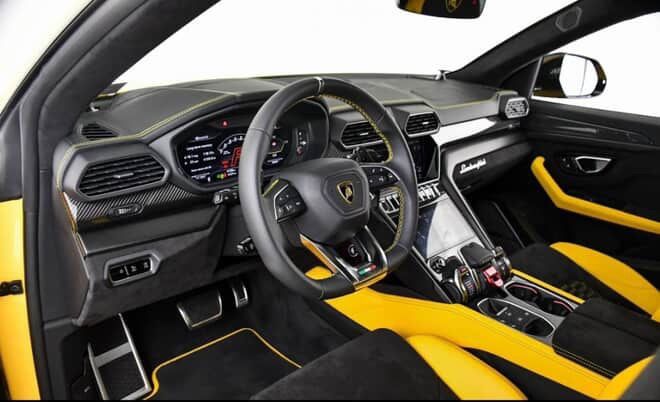2022 Lamborghini Urus (Pearl Capsule)