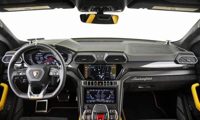 2022 Lamborghini Urus (Pearl Capsule)