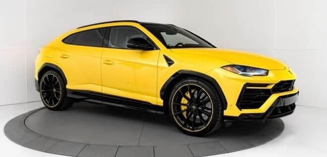 2022 Lamborghini Urus (Pearl Capsule)