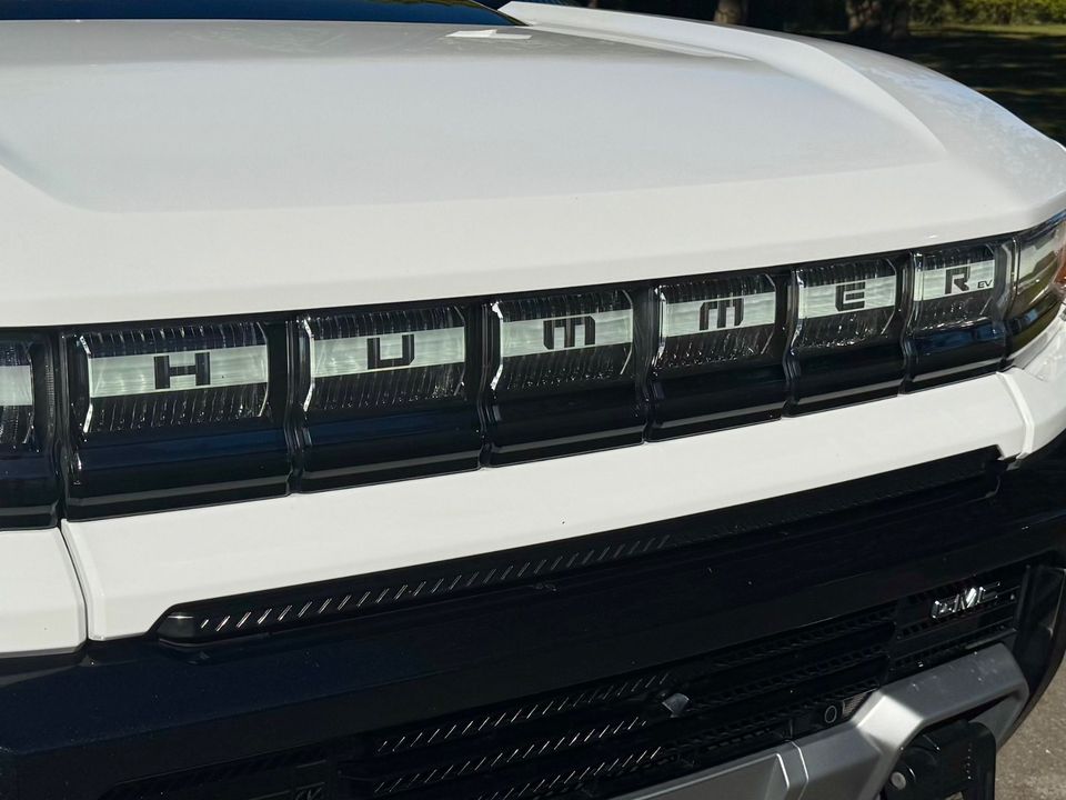 2025 GMC HUMMER EV