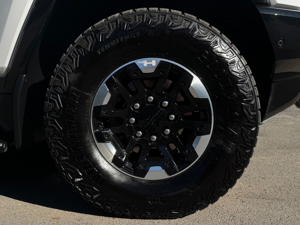 2025 GMC HUMMER EV