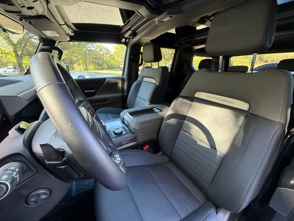 2025 GMC HUMMER EV