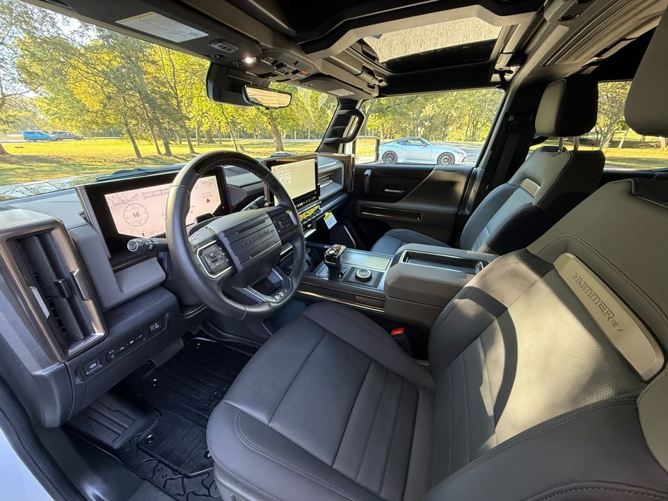 2025 GMC HUMMER EV