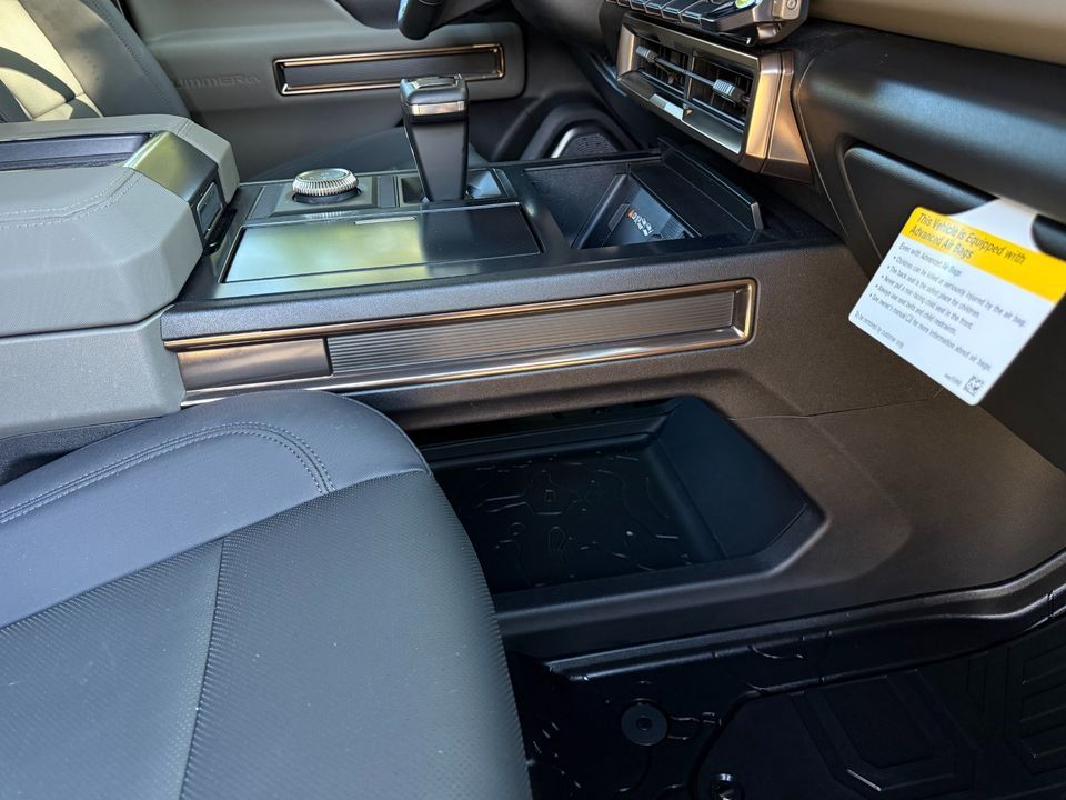 2025 GMC HUMMER EV