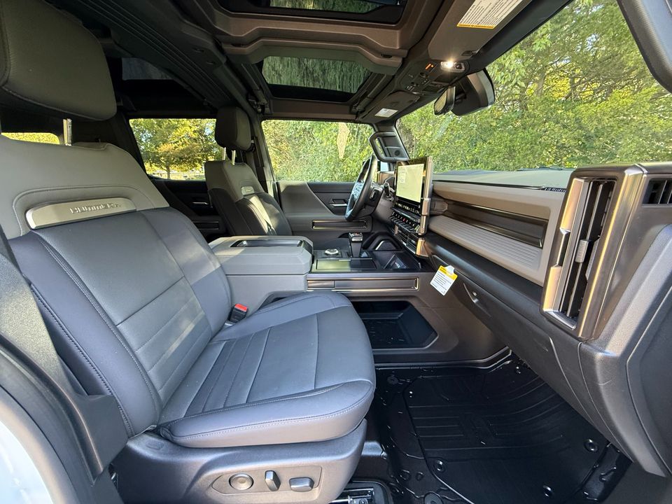 2025 GMC HUMMER EV