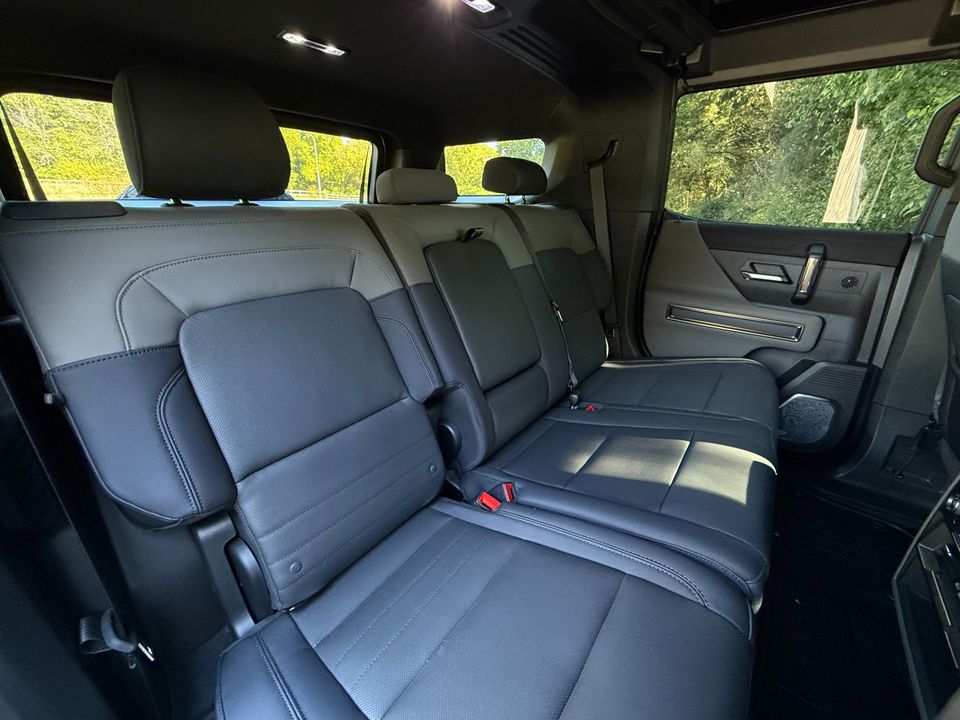 2025 GMC HUMMER EV